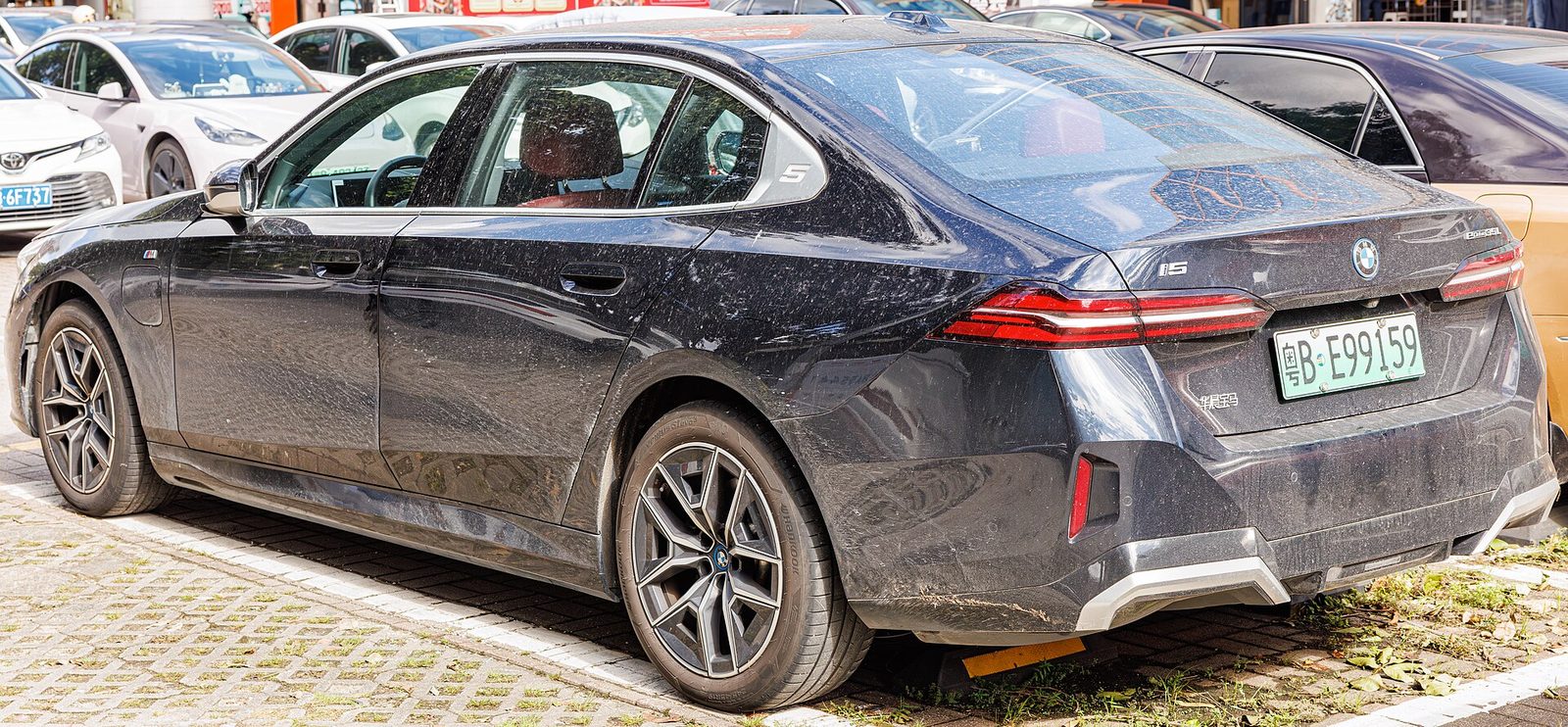 BMW i5 — photo by Dinkun Chen, CC BY-SA 4.0, via Wikimedia Commons