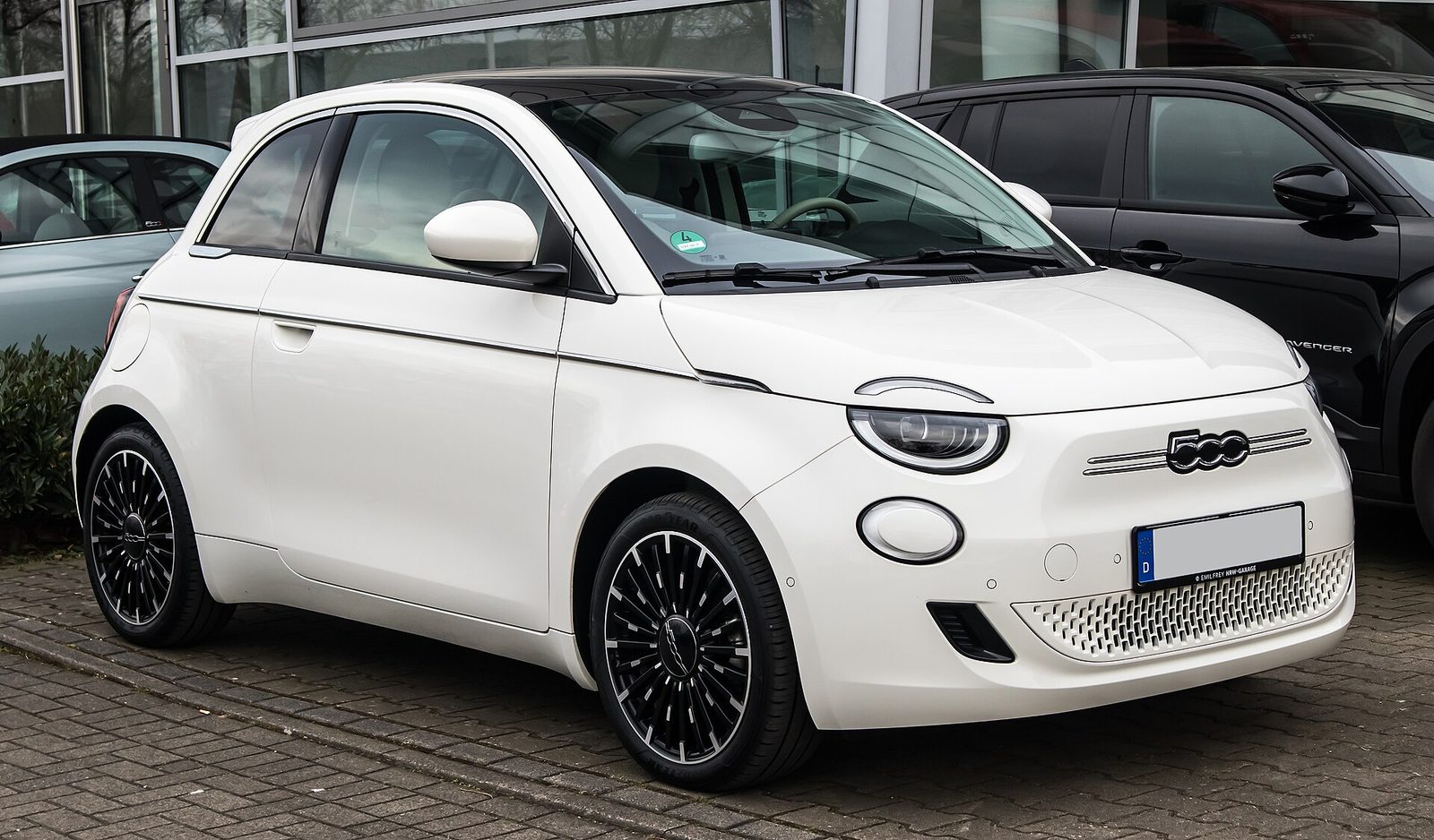 Fiat 500e — photo by © M 93, CC BY-SA 3.0 de, via Wikimedia Commons